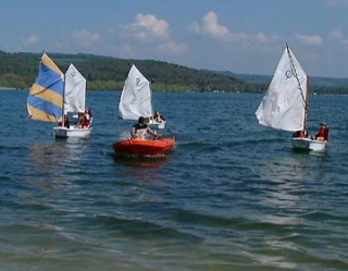  Mi hijo está aprendiendo a navegar